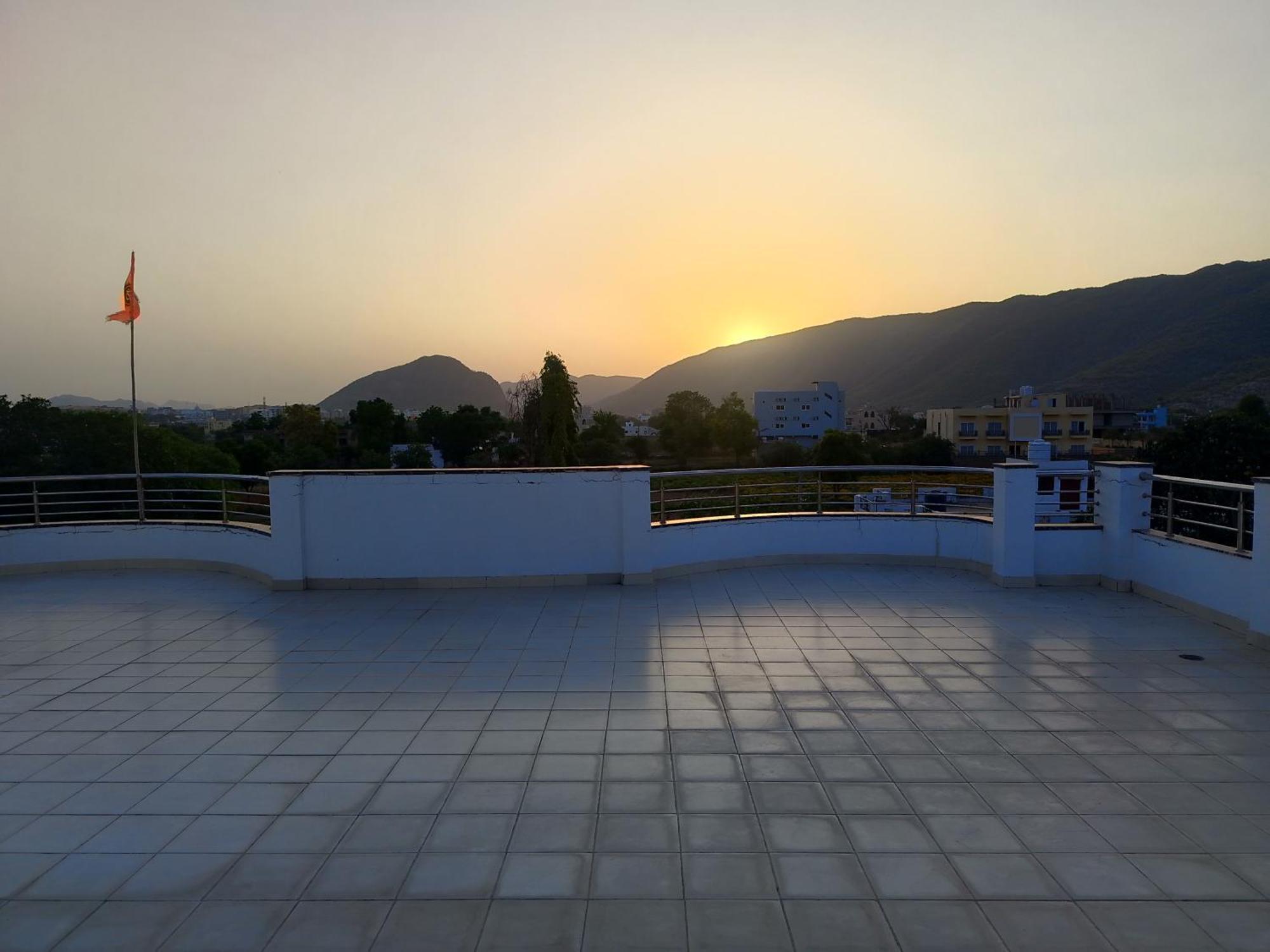 Hotel Divine Palace Pushkar Eksteriør bilde